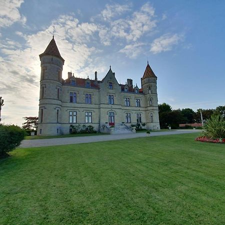 Chateau Moncassin Leyritz-Moncassin Buitenkant foto